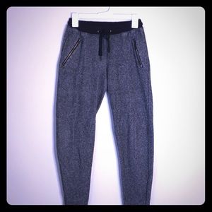Bajee Women Black white speckled joggers pockets